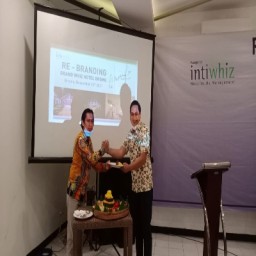 Ubah Konsep, Whiz Capsule Hotel Jadi Hotel Bintang Empat
