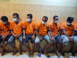 Polresta Banyuwangi Tangkap 6 Polisi Gadungan Pemeras Warga