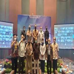 Dirbinmas Polda Jatim menjadi keynote speake dalam diskusi ahli Membangun Ekosistem Toleransi di Lingkungan Sekolah