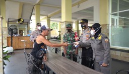 Antisipasi Gelombang 3 Covid-19, Personil Gabungan Pamor Keris Polres Bangkalan Sasar Obvit Segitiga Emas