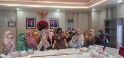 Setahun Pimpin Surabaya, Wali kota Eri Cahyadi Dianggap Bikin 'Gaduh' Kader