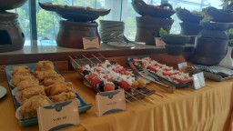 NAMIRA SYARIAH HOTEL SURABAYA - Hadirkan Beragam Masakan Nusantara dan Timur Tengah