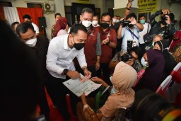 BPNT Untuk Sembako dan Bantuan Migor di Kantor Pos Kebon Rojo Surabaya Capai 99 Persen Lebih