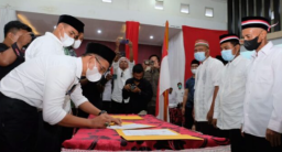 Sebanyak 391 Warga Cabut Bai’at Massal Mantan Anggota NII di Dharmasraya