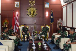 Tingkatkan Sinergitas Antar Satuan, Danpuspenerbal Temui Pangkotama Wilayah Surabaya