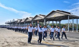OLAHRAGA BERSAMA SELURUH PRAJURIT RAJAWALI LAUT WILAYAH SURABAYA
