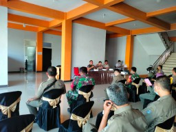 Danramil 0830/04 Bubutan Sebagai Narasumber Pembinaan personel