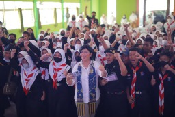 KENANG PERJUANGAN MASTRIP, BANK INDONESIA GELAR BI MENGAJAR DI SMP N 3 (MASTRIP) BOJONEGORO