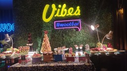 Christmas Deal and SKY FALL New Year Eve ibis Styles Surabaya Jemursari