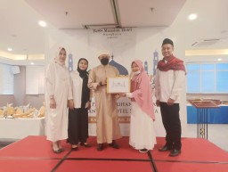 BESS MANSION HOTEL SELENGGARAKAN BUKA BERSAMA PANTI ASUHAN DAN KARYAWAN HOTEL