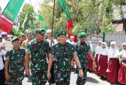 Kasrem 084/Bhaskara Jaya Mendampingi Rangkaian Kunjungan Kerja Danpusterad di Gresik