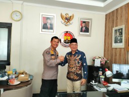 Kabid Humas Polda Bali Terima Audiensi Ketua Umum PPWI Pusat Wilson Lalengke