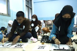Siswa SMA/SMK/MA Se-jawa Timur Antusias Ikuti Bunkasa JFF ke 27 Di Unitomo Surabaya