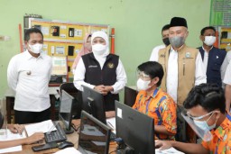 Gubernur Jatim Keluarkan Kebijakan Baru PPDB 2023. Ada Golden Ticket Ketua OSIS hingga Kemudahan Unggah Rapor