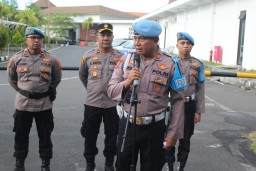 Puluhan Personil Polres Bandara Ngurah Rai di Tes Urine