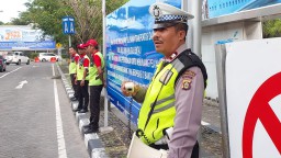 Polres Bandara- Sat Lantas Polres Bandara Ngurah Rai Himbau Masyarakat Taati Aturan