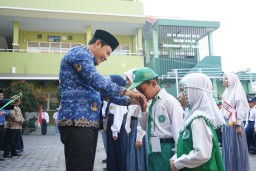 Wabup Sidoarjo Tekankan Stop Bulliying Pada MPLS Wachid Hasjim Sedati