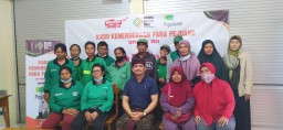 PEGADAIAN KANTOR WILAYAH VII DENPASAR GANDENG GRAHA SOSIAL BALI BERIKAN KADO KEMERDEKAAN KEPADA PARA PEJUANG*
