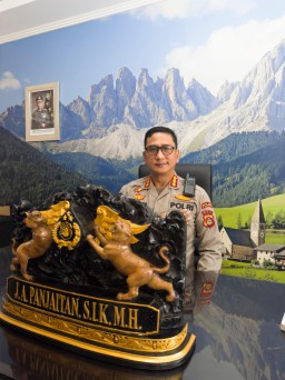 Polda Bali Tanggapi Pertemuan Senator AWK Dengan Warga Bugbug.
