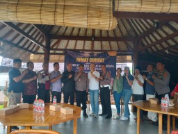 Jumat Curhat Polsek Benoa Serap Aspirasi Dari Karyawan PT Indonusa.