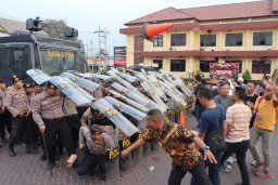 Latih Kesiapan Personil, Polres Pasuruan Gelar Latihan Sispamkota