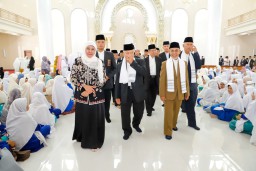 Satu Abad Pondok Modern Darussalam Gontor, Gubernur Khofifah : Kontribusi Gontor Sangat Besar Dalam Membangun Peradaban Kemanusiaan
