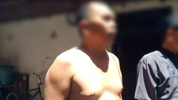 Ngeri Pria Paruh Baya warga Bogorami 1 Diduga Aniaya Siswa di Surabaya