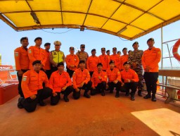 Kabasarnas Cek Kesiapan Basarnas Di Benoa, Kapolsek Benoa Ikut Dampingi.