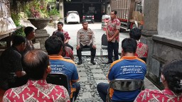 Serap Aspirasi Dan Keluhan Masyarakat, Polsek Denpasar Barat Laksanakan Jumat Curhat