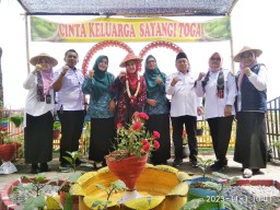 Ning Sasha Tinjau Lomba Penilaian Asman Toga di Mulyodadi, Kades dan Warga Berharap Juara