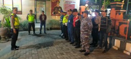 Tim Gabungan Polsek Benoa Datakan ABK Dan Buruh Di Kawasan Pelabuhan Benoa.