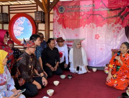 Fakultas Sastra Unitomo Agendakan Internasional Joint Research