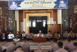 Polres Bondowoso Menggelar Isra Miraj dan Doa Bersama Untuk Pemilu 2024