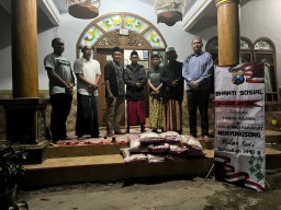 Polda Jatim Gelar Baksos dan Silaturahmi dengan Ulama di Sampang
