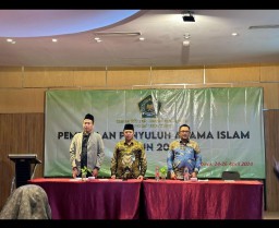 Ini Pesan Plt. Kakanwil Kemenag Jatim Saat Berikan Pembinaan Bagi Penyuluh Agama Islam