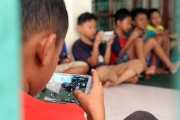 Menteri Budi Arie Imbau Orang Tua Pantau Rating Game