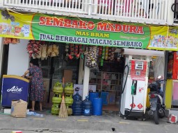 Buntut Tokoh Madura Dilarang Buka 24 Jam KANWIL IV KPPU Akan Panggil Stakeholder Ritel