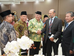 Pelantikan PPIH Embarkasi Surabaya Tahun 2024