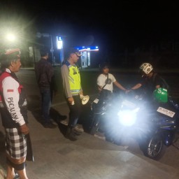 Antisipasi Kerawanan Kamtibmas Dimasa KTT WWF, Kapolsek Denbar Pimpin Apel Giat Malam Minggu