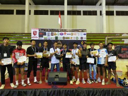 Atlet Boxing Praja Raksaka Borong Medali Emas di Buleleng