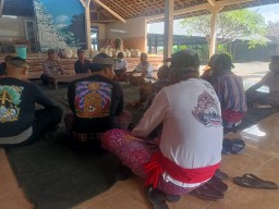 SAFARI KAMTIBMAS POLRESTA DENPASAR: Pembinaan dan Penyuluhan Kamtibmas kepada Todat/Tomas di Banjar