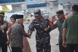Komandan Lanudal Juanda Sambut Kedatangan RI-2