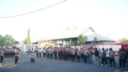 Pengamanan Pendaftaran Paslon Pilbup Badung 2024, Polresta Denpasar Terjunkan Ratusan Personel