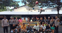 Pengamanan Kegiatan Jumat Curhat Polresta Denpasar dengan Paguyuban Motor Taxi Legian Konvensional