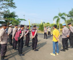Puluhan Personel Polres Pringsewu Amankan Even Sumatera Drag Championship