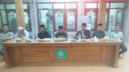 Kades Mlirip Rowo Gelar Diskusi Bahas Kriteria Bantuan dan Penerima