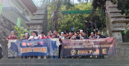 Media Jurnal Polisi Rutinitas Jumat Berkah