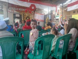 Kartar RT 4 dan RT 5 Keputran Kejambon 2 Sukses Gelar Pawai Carnaval HUT RI Ke 79