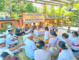 Jum’at Curhat Polresta Denpasar di Polsek Kawasan Pelabuhan Benoa: Membangun Komunikasi dan Solusi B