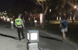 Jaga Kamtibmas Jelang Pilkada Satpolairud Pos Nusa Dua Gelar Patroli dan Dialogis dengan Masyarakat